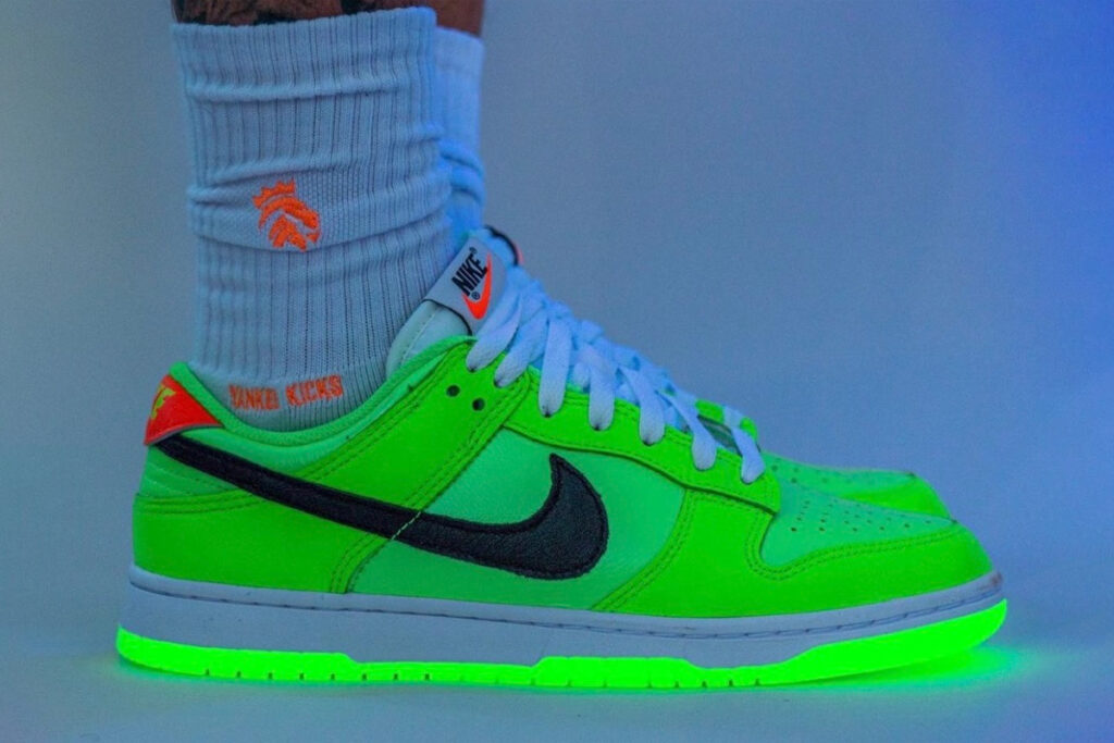 Nike Dunk Low Glow in the Dark - Sneakersanalys.se