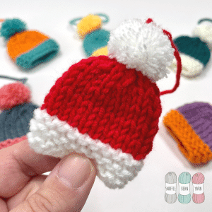 QUICK & EASY Little Knitted Hats for Christmas! 🎄 [Free Video Tutorial & Written Pattern!]