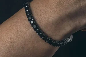 svart tennis armband