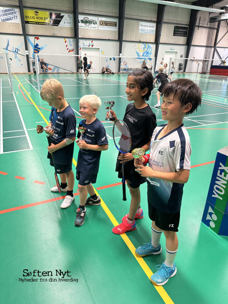 Der er badminton for alle interesserede i 15 haller i Favrskov Kommune i weekenden den 14. - 15. september 2024. Foto: HOG Badminton.