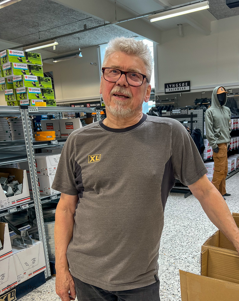 Sten Olsen har været igang med at lave forretningen om i to måneder, og han glæder sig rigtigt meget til at vise den frem, når XL-Byg Søften Tømmerhandel åbner fredag den 28. marts. Foto: Anders Godtfred-Rasmussen - Søften Nyt.