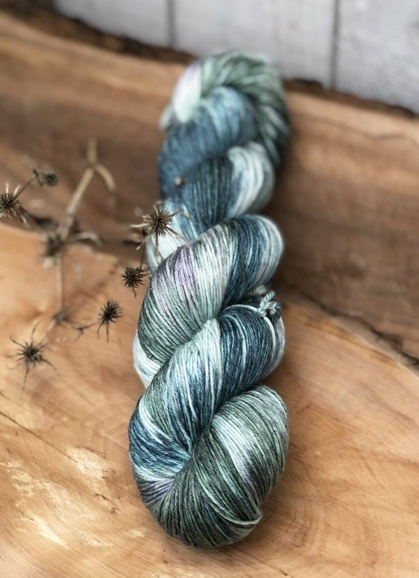 Silk/Merino håndfarvet af Sokkegarn