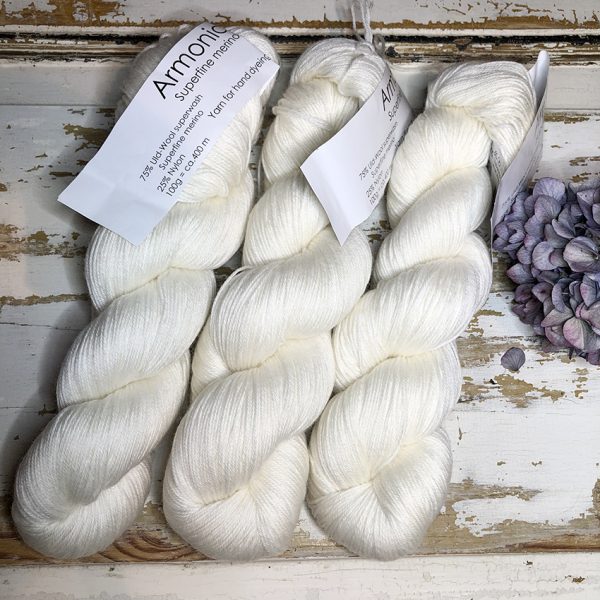 Armonia ufarvet Superfine Merino