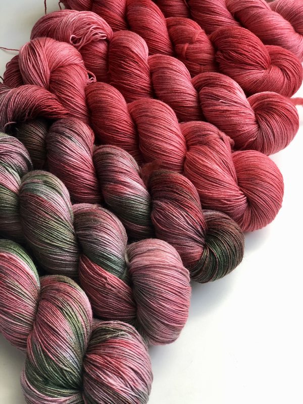 håndfarvet silk merino 700