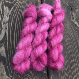 håndfarvet mohair silk lace