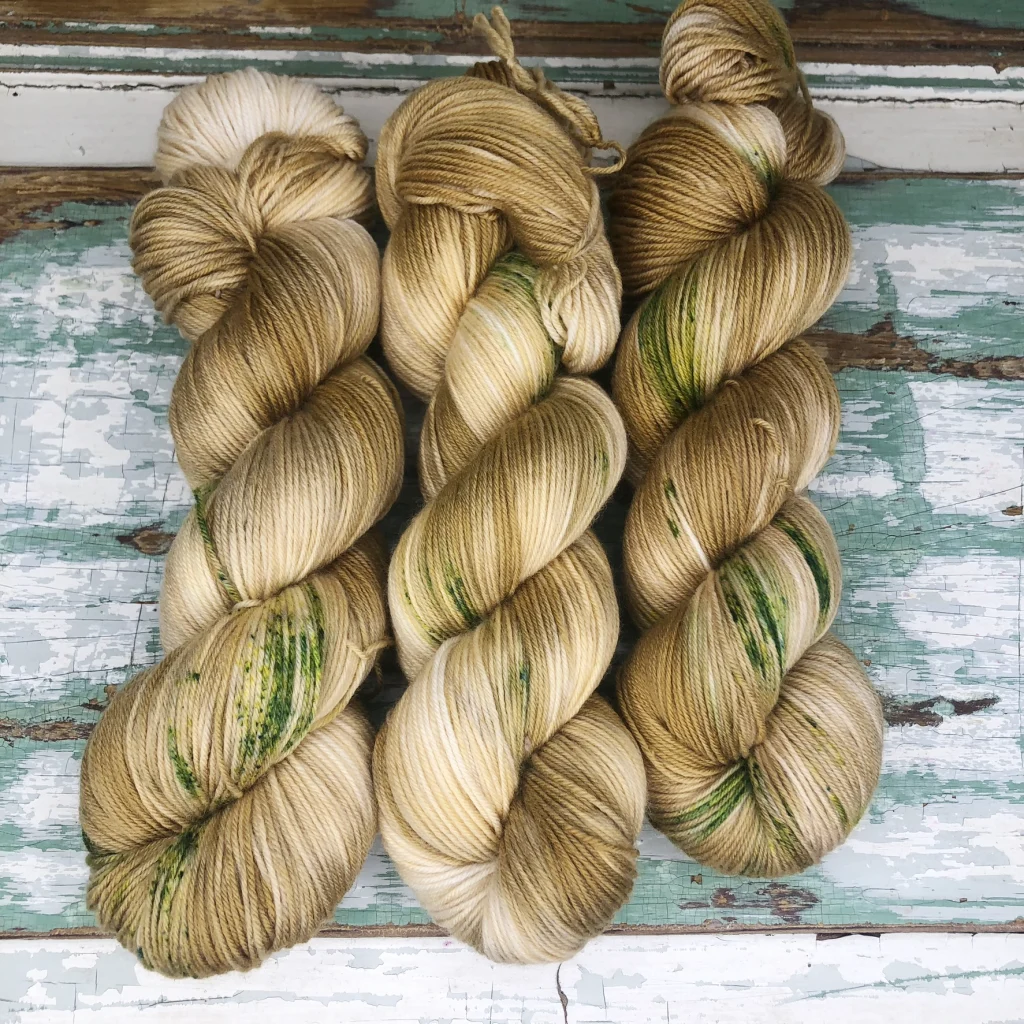 håndfarvet merino strømpegarn fra Sokkegarn