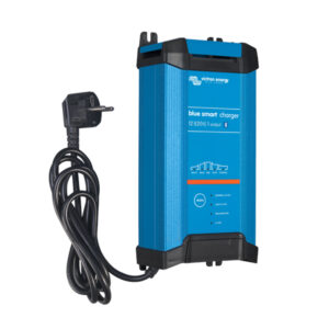 Blue Smart IP22 Charger 12/20(1) 230V CEE 7/7