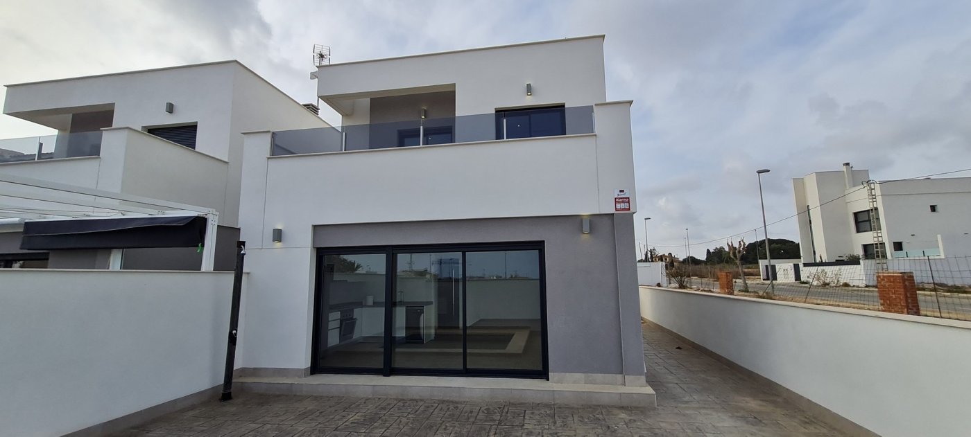 Nybyggde Villaer i Orihuela Costa – 3 soverom (Ref: N6299)