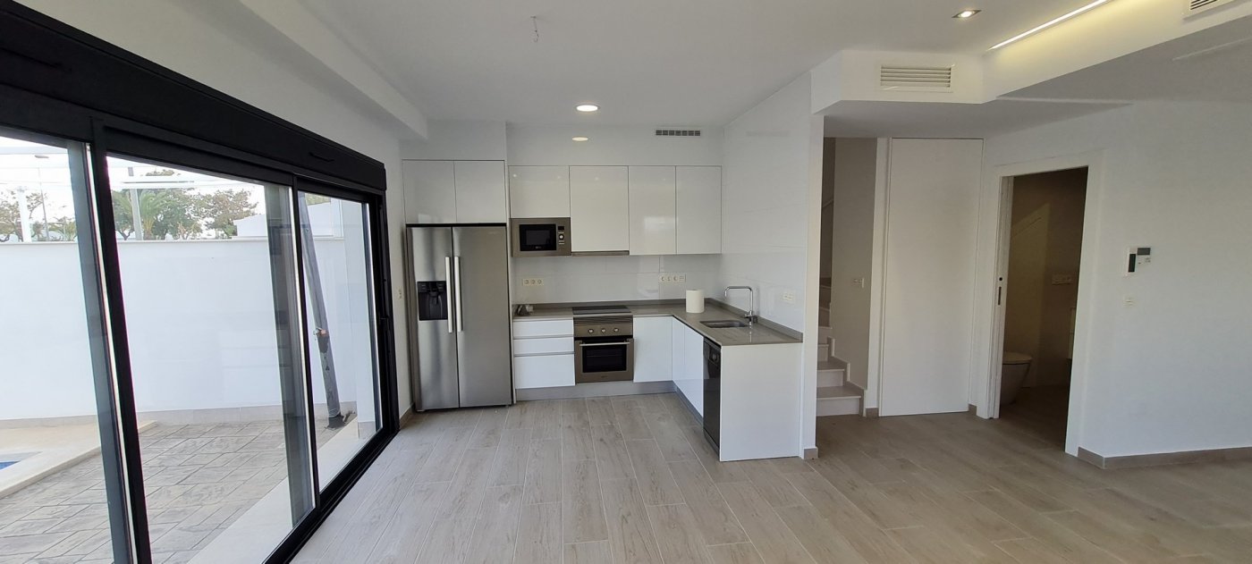 Nybyggde Villaer i Orihuela Costa – 3 soverom (Ref: N6299)