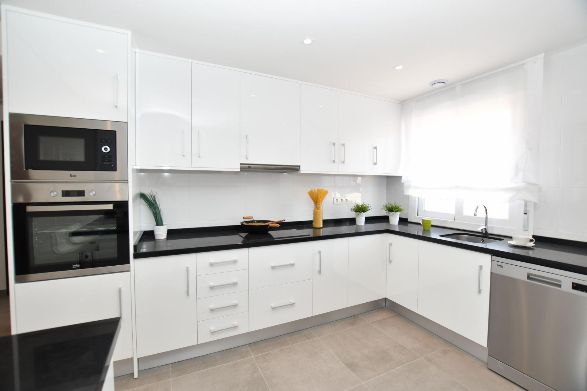 Nybygde Bungalower i San Miguel de Salinas – Natur, Golf og Komfort – 2 soverom (Ref: N9139)