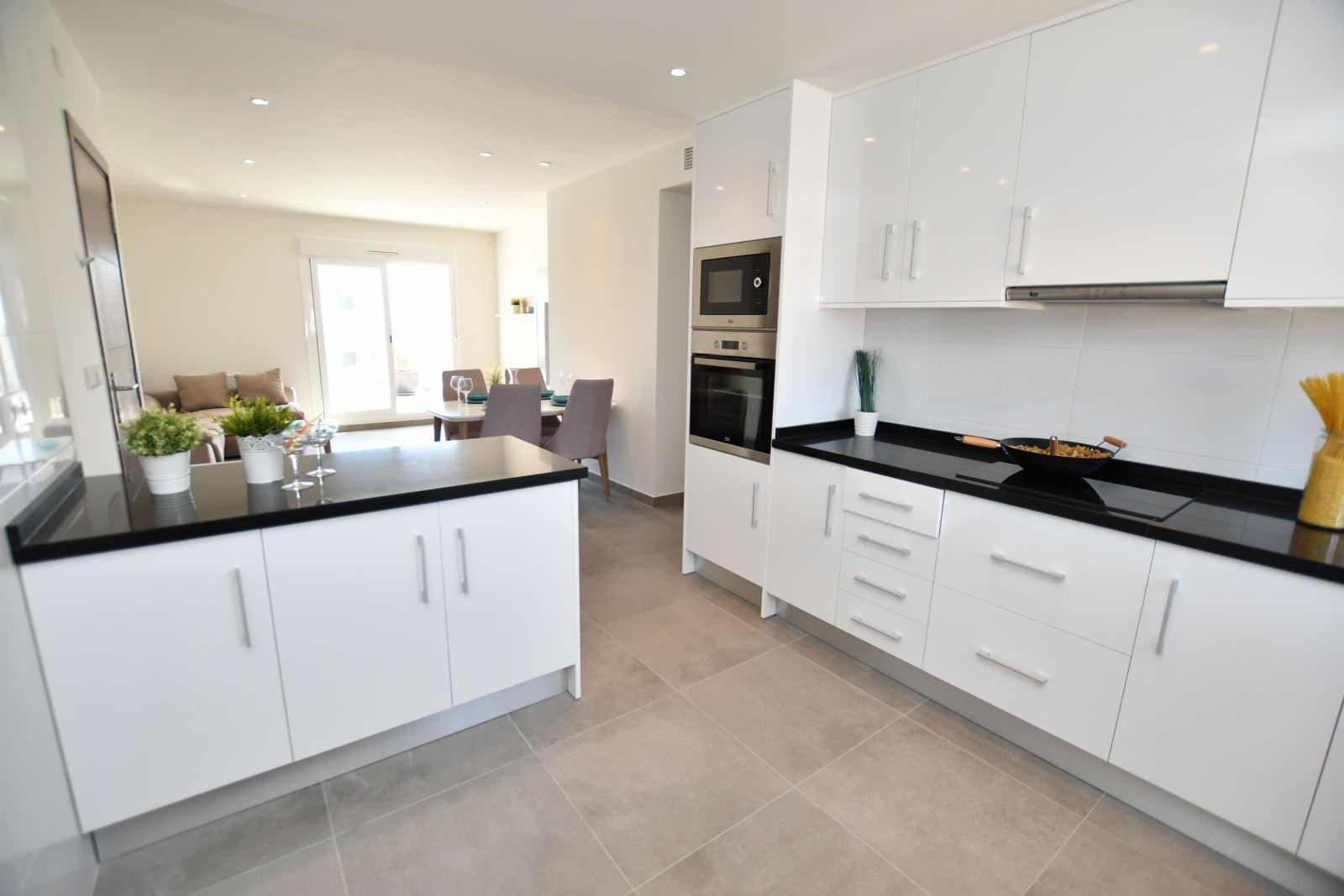 Nybygde Bungalower i San Miguel de Salinas – Natur, Golf og Komfort – 2 soverom (Ref: N9139)