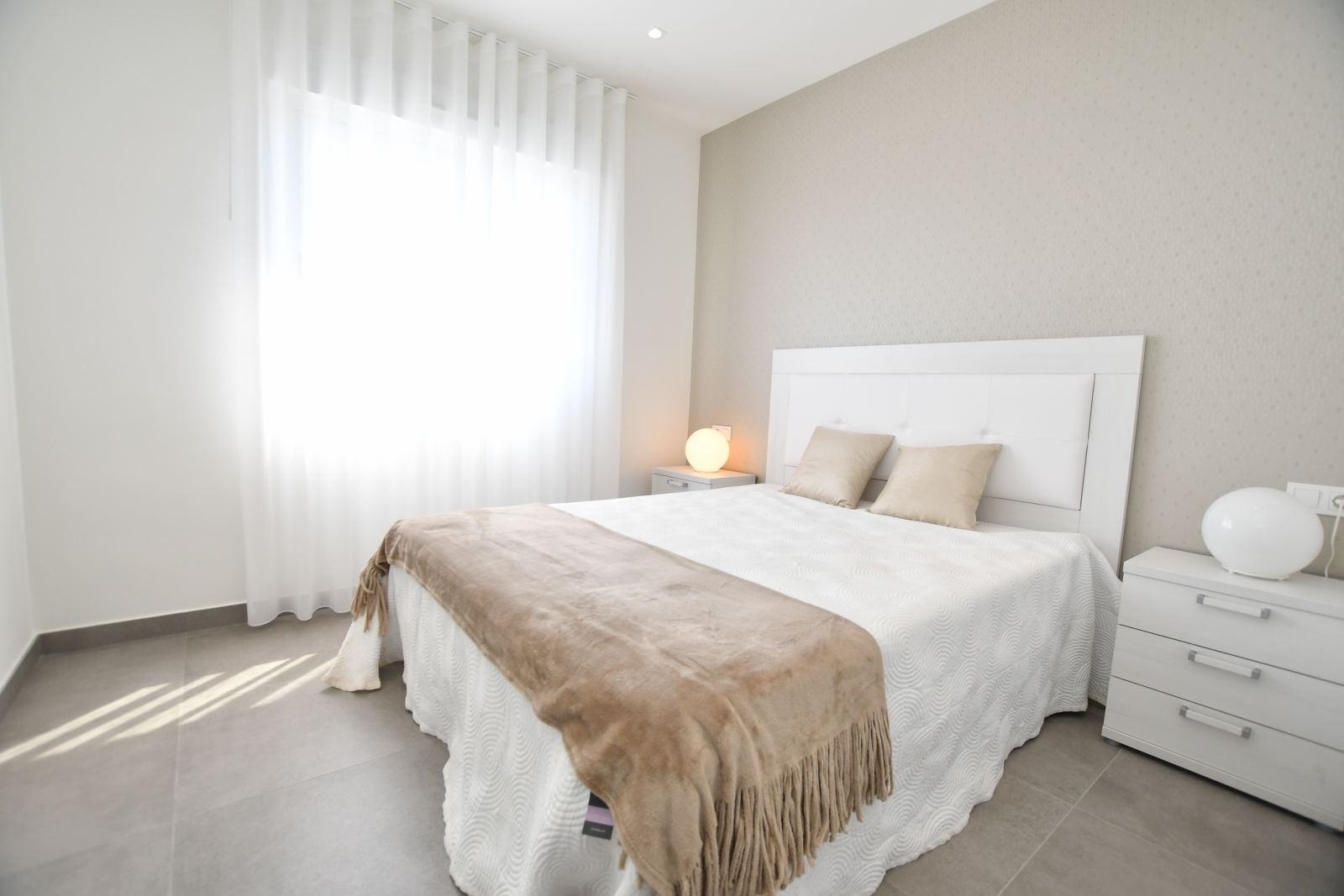 Nybygde Bungalower i San Miguel de Salinas – Natur, Golf og Komfort – 2 soverom (Ref: N9139)