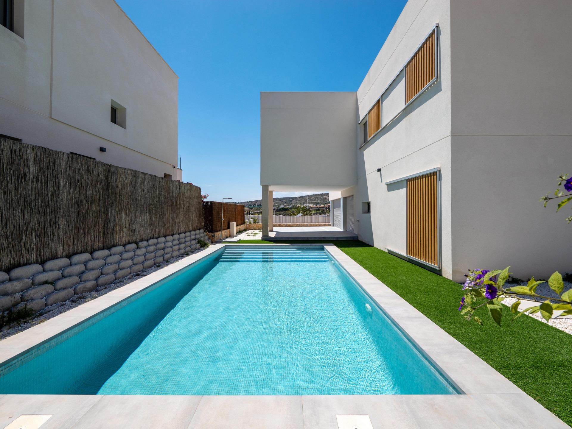 Modern Design Villa med Golfutsikt – 4 soverom (Ref: N9818)