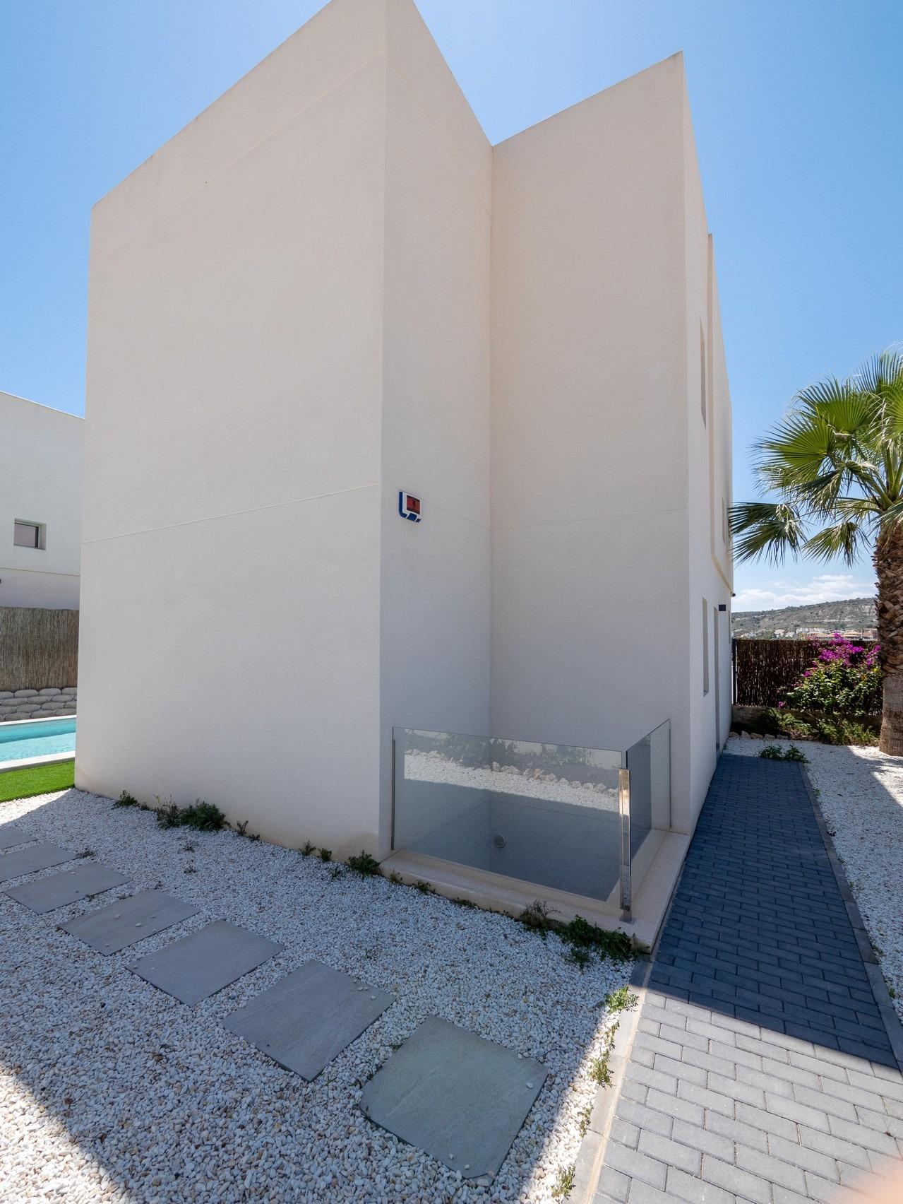 Modern Design Villa med Golfutsikt – 4 soverom (Ref: N9818)
