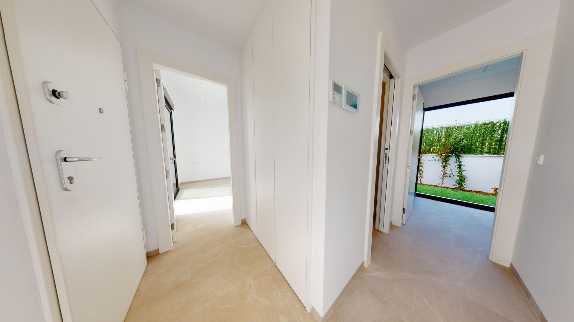 Nybyggede Villaer i Los Alcazares – 3 soverom (Ref: N7361)