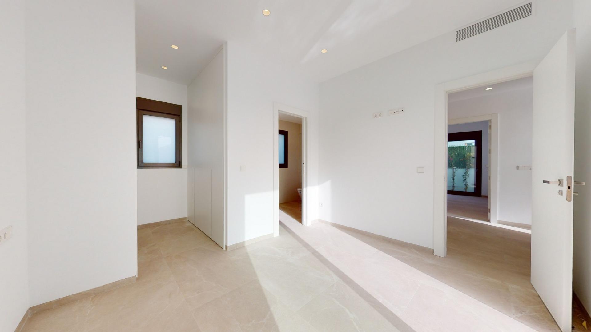Nybyggede Villaer i Los Alcazares – 3 soverom (Ref: N7361)