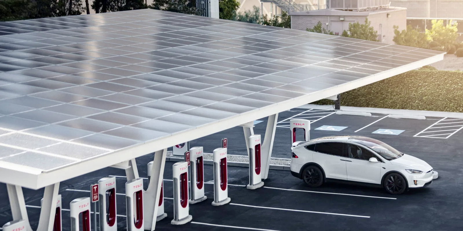 Can Solar Panels Charge a Tesla Car? Solar Energy for Electric