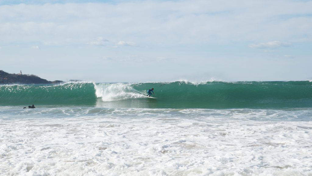 ueber-das-meer-surfen