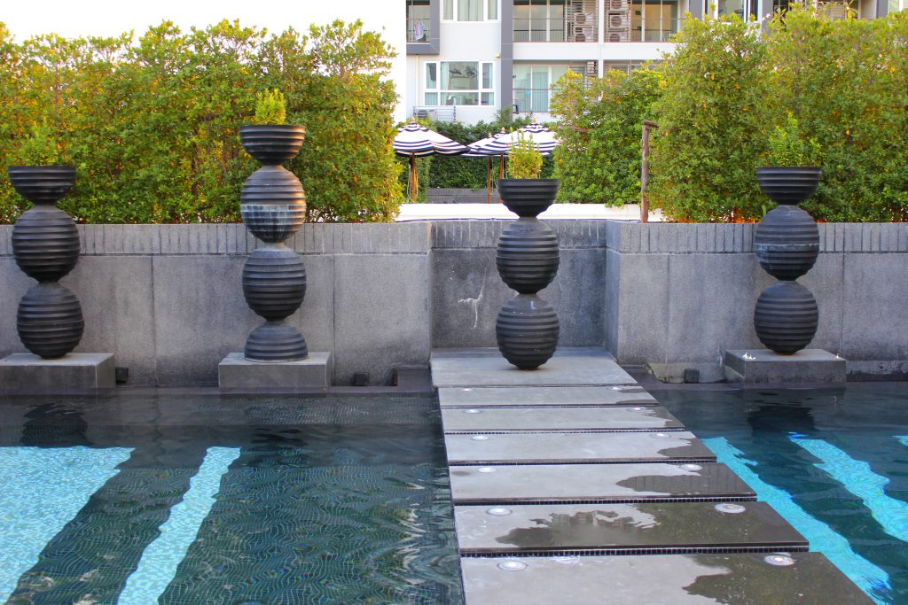 Mövenpick Bangkok Pool2