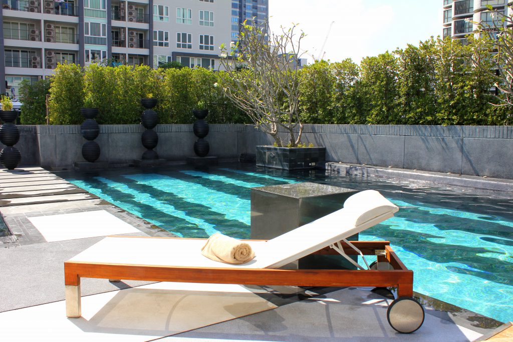 Mövenpick Pool