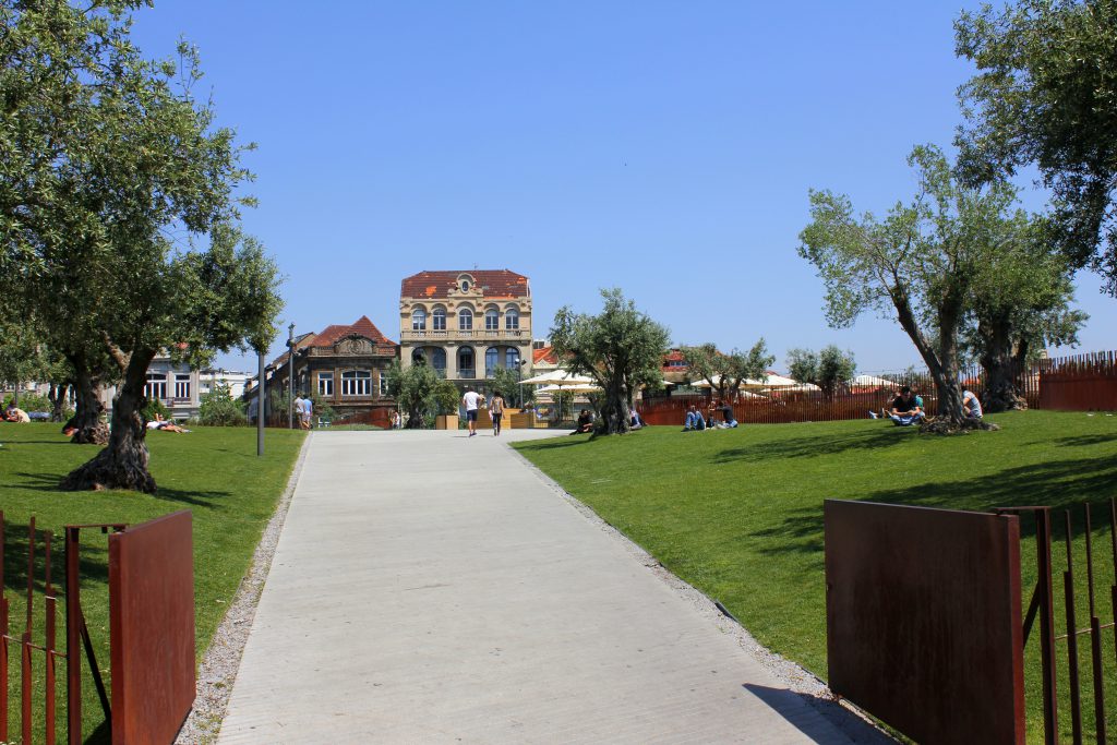 Porto Eingang Base