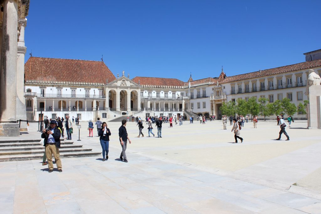 Coimbra Uni Touristen