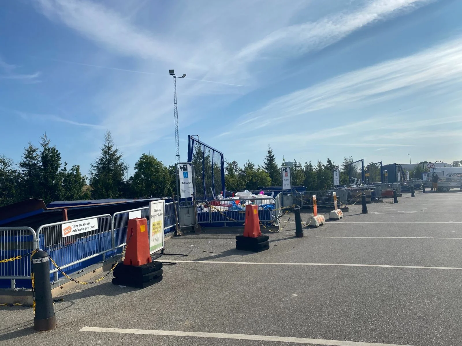 alt="Skraphämtning för företag och BRF"