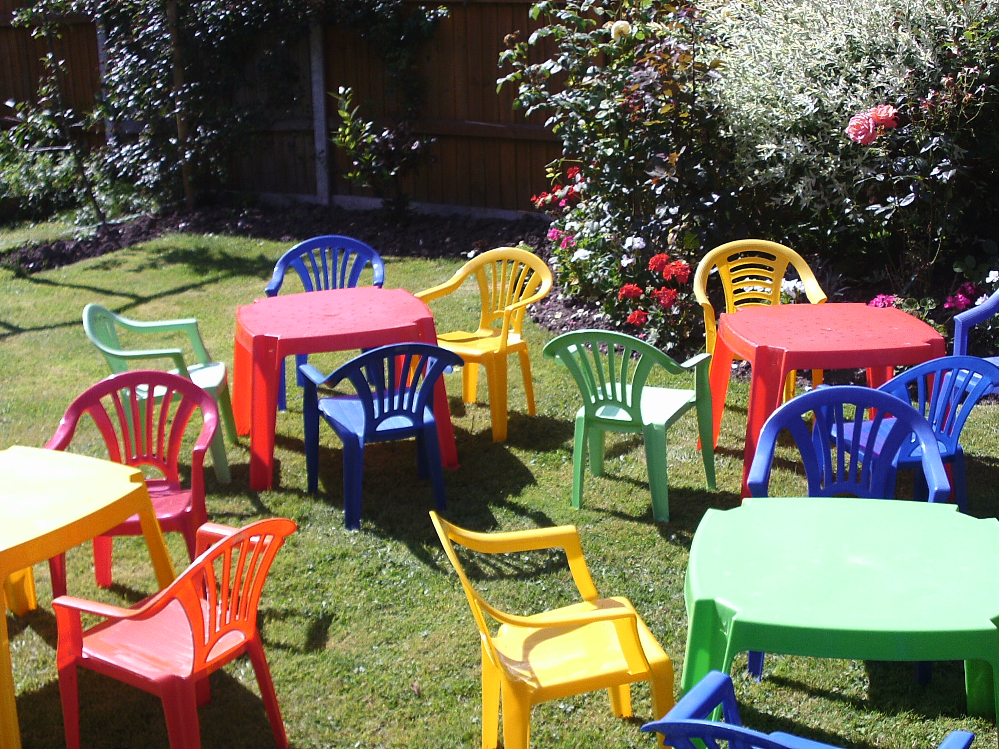 Kids table and chairs party hire cheap