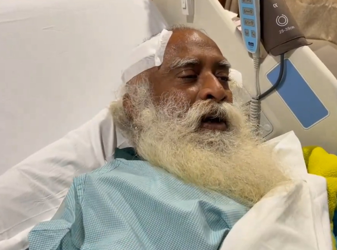 Sadhguru Undergoes Emergency Brain Surgery at Apollo Hospital in Delhi