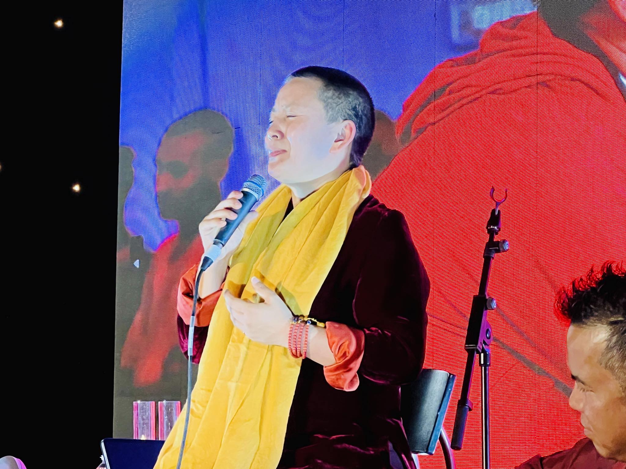 Ani Choying enthrals audience at Camberley