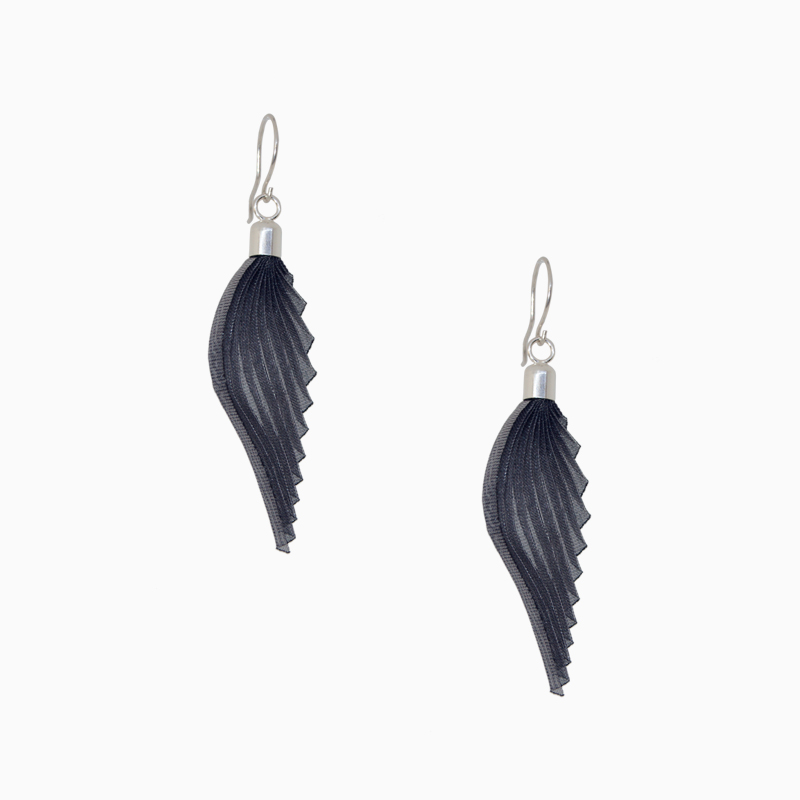 Sozo-darksilver-earring