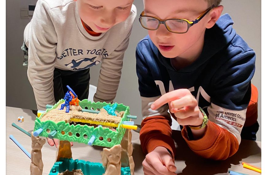 Matteo speelt Sink ‘n Sand