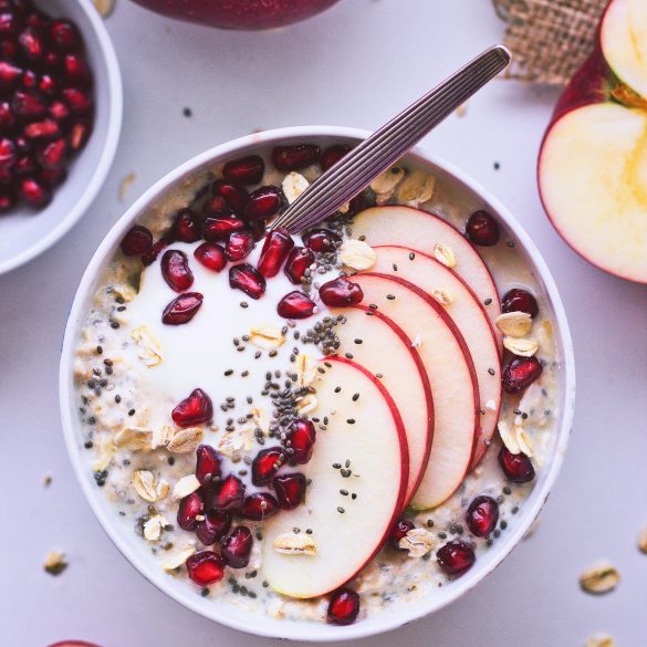 Bircher Muesli (featured)