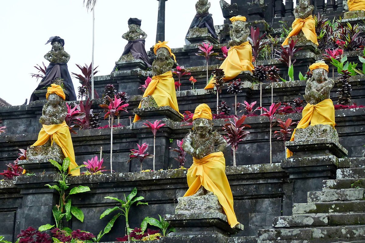 Besakih Temple (Pura Besakih) 2 Besakih Temple (Pura Besakih) 2