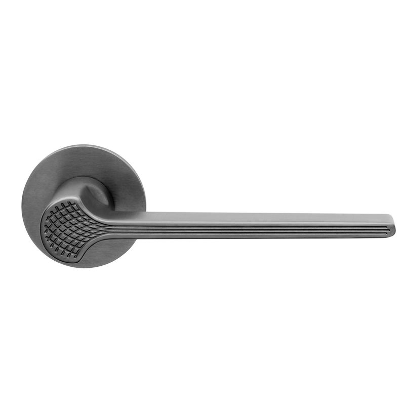 Hardbrass - Deurkruk Ginkgo Biloba op rond FINE rozet PVD gun metal