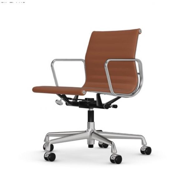 Vitra Aluminium EA 118 Kontorstol Cognac Læder & Krom Stel med Swivel Armlæn og Vippe Mekanisme