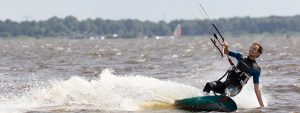 Kite surfers op Meerwijck Kropswolde - Gino Fotografie
