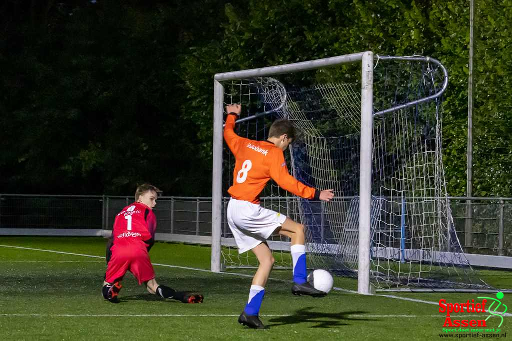 LEO JO17 - 2 vs FC Zuidlaren JO17-3 27 september 2022 - © Gino Wiemann