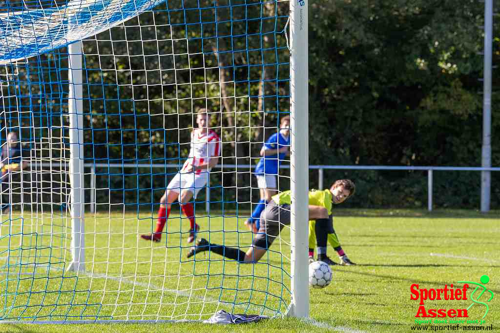 LEO Loon 1 vs GIeten 1 16 oktober 2022 - © Gino Wiemann