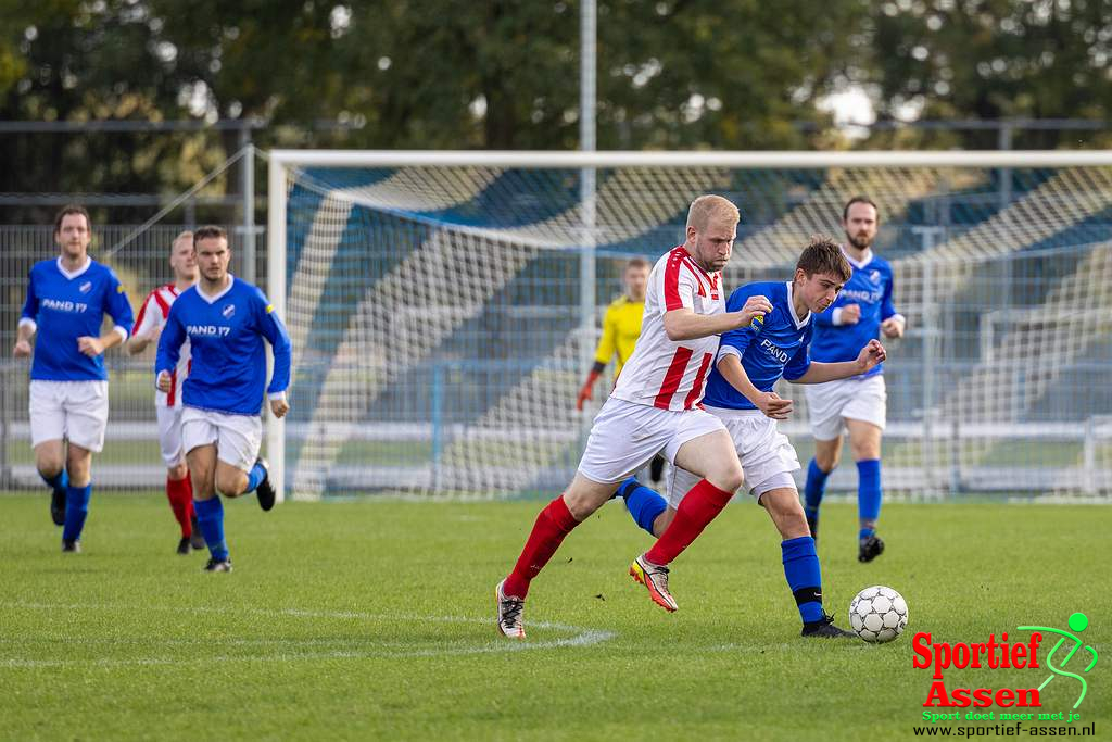 LEO Loon 1 vs GIeten 1 16 oktober 2022 - © Gino Wiemann