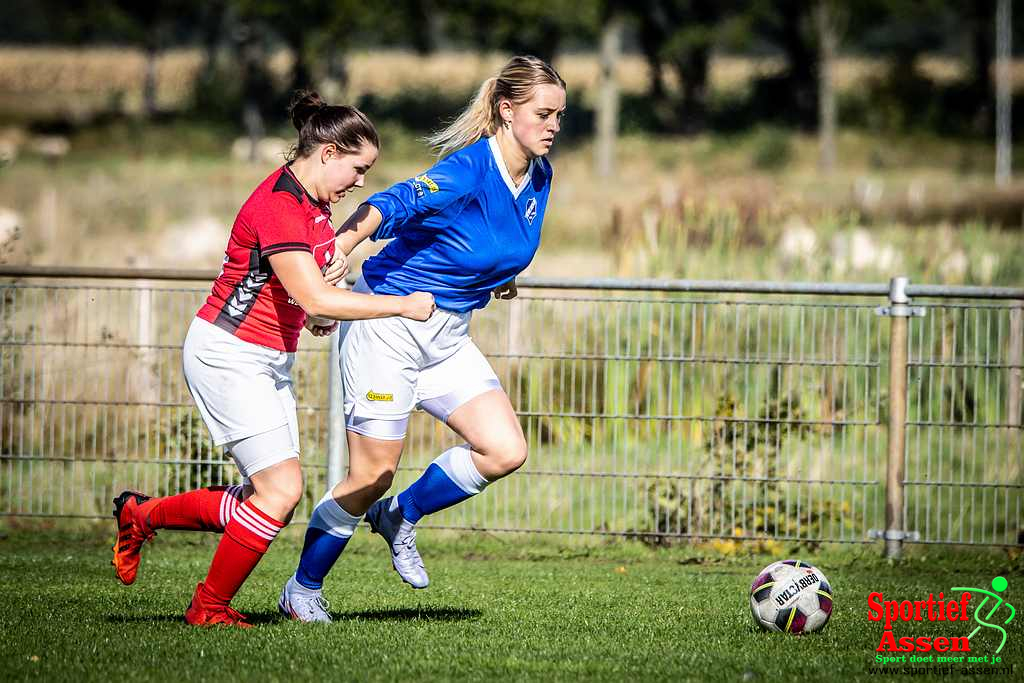 LEO VR1 vs ST Westerwolde Veelerveen VR1 8 oktober 2022 - © Gino Wiemann