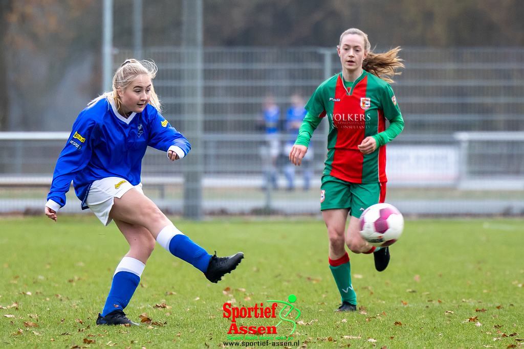 VV LEO VR1 vs Schoonebeek VR1 3 december 2022 - © Gino Wiemann