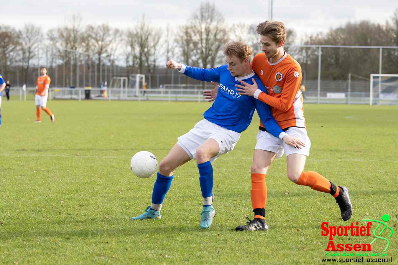 VV LEO 1 vs FC Lewenborg 1 19 februari 2023 - © Gino Wiemann