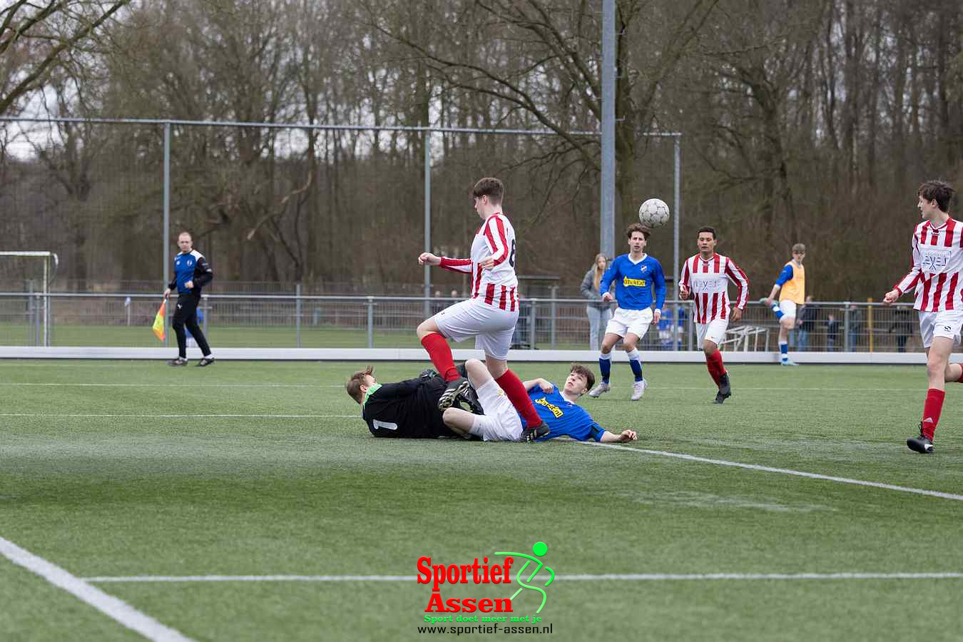 VV LEO 19-1 vs Gieten-Eext 19-2 11 februari 2023 - © Gino Wiemann