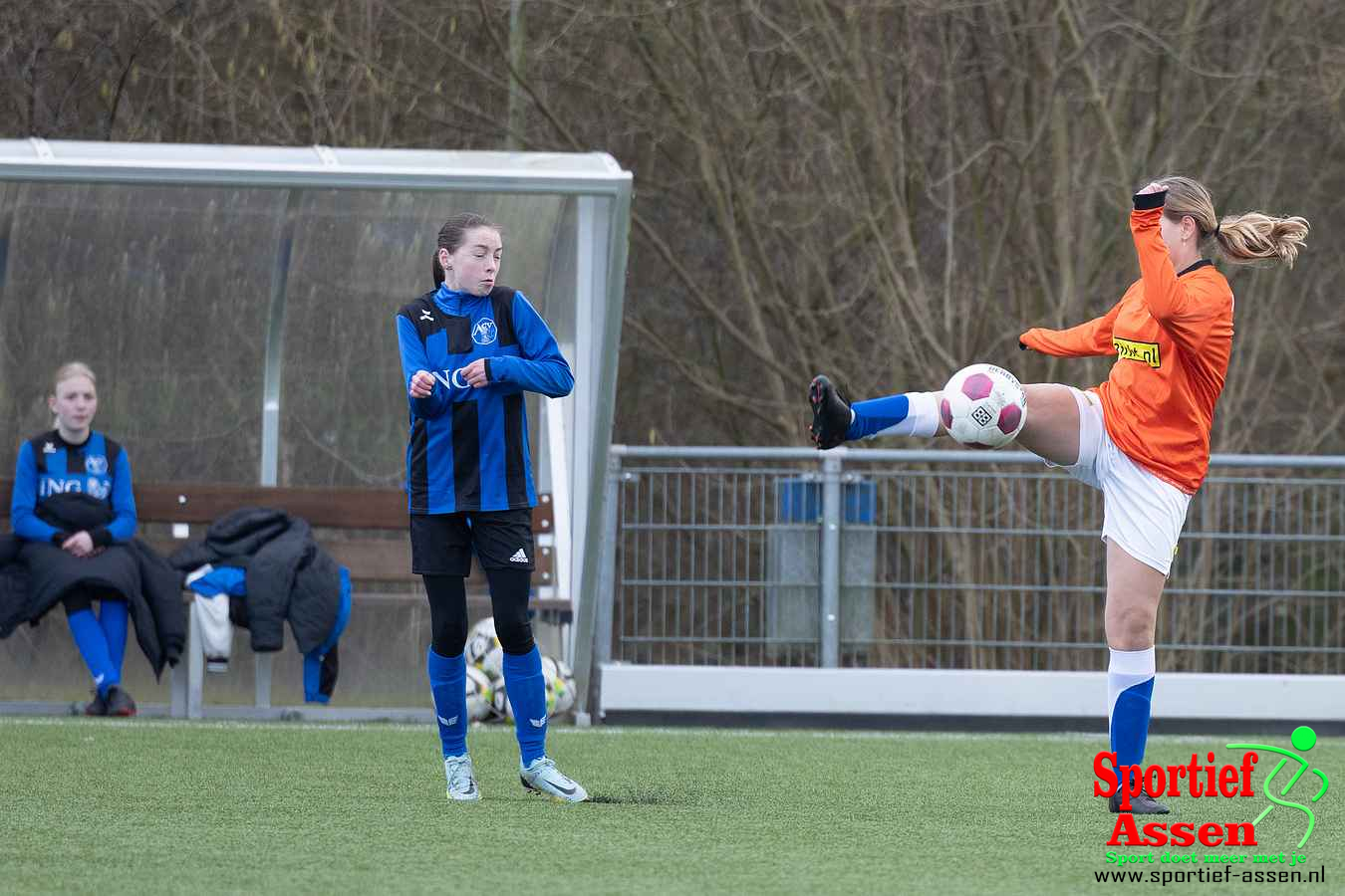 VV LEO MO15-1 vs ACV MO15-1 4 maart 2023 - © Gino Wiemann