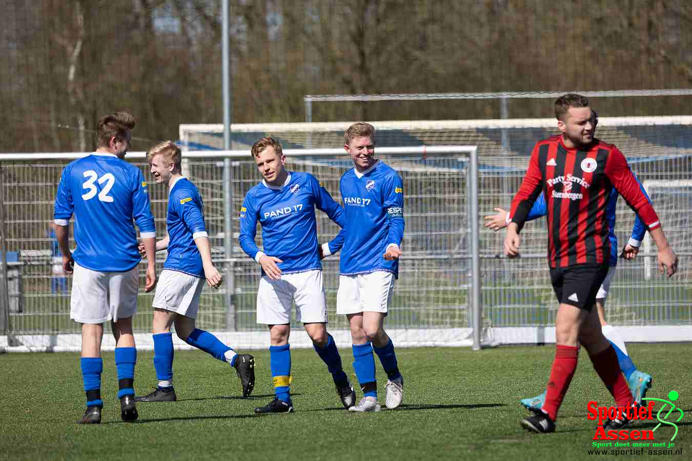 VV LEO 2 vs Zuidwolde 2 2 april 2023 - © Gino Wiemann