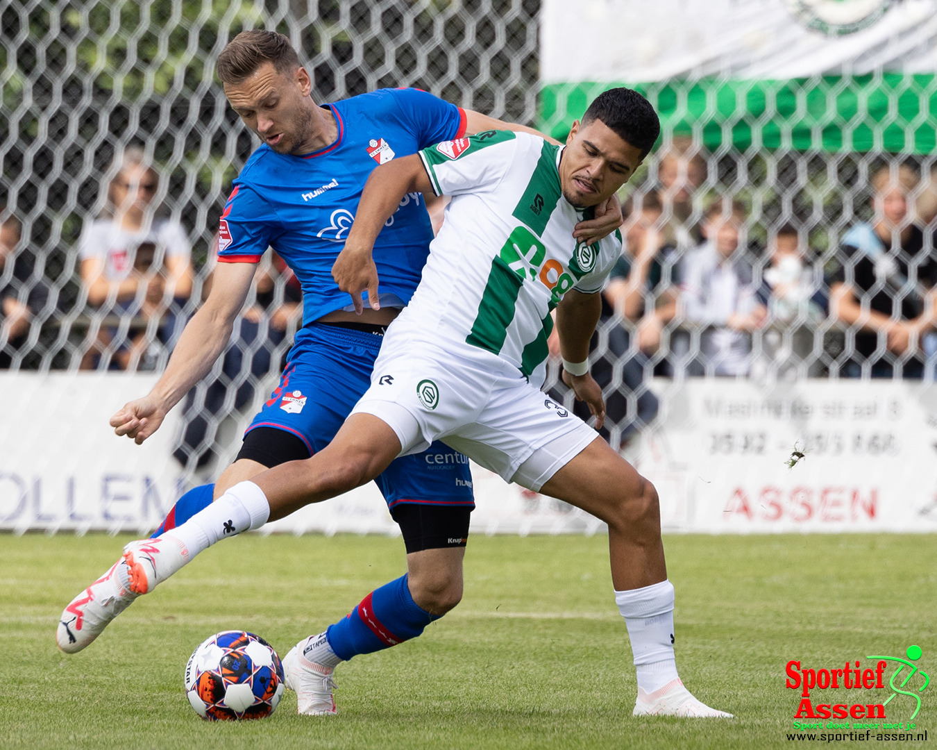 FC Groningen - FC Emmen bij Rolder boys 29 juli 2023 - © Gino Wiemann