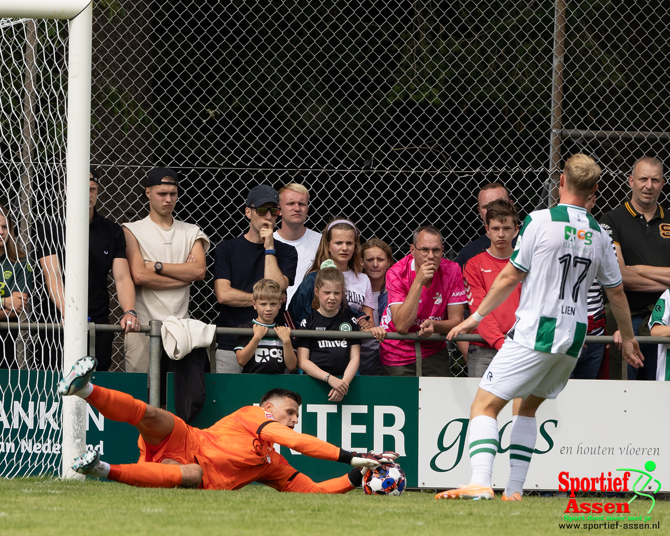 FC Groningen - FC Emmen bij Rolder boys 29 juli 2023 - © Gino Wiemann