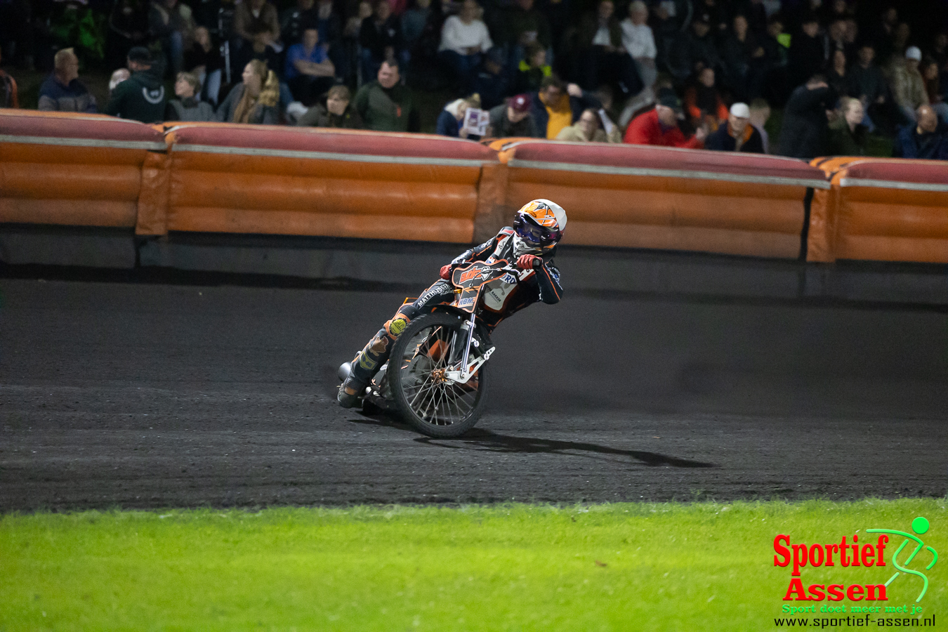 Speedway Veenoord Gouden Jopa Helm 30 september 2023 - © Gino Wiemann