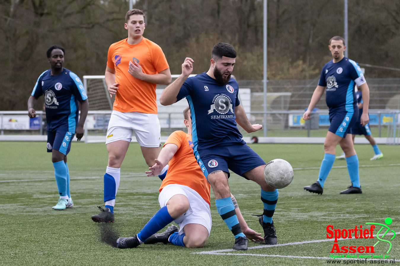 VV LEO 2 vs FC Amboina 3 17 februari 2024 - © Gino Wiemann